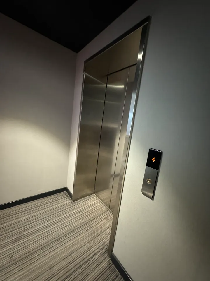 エレベーターホール客室階