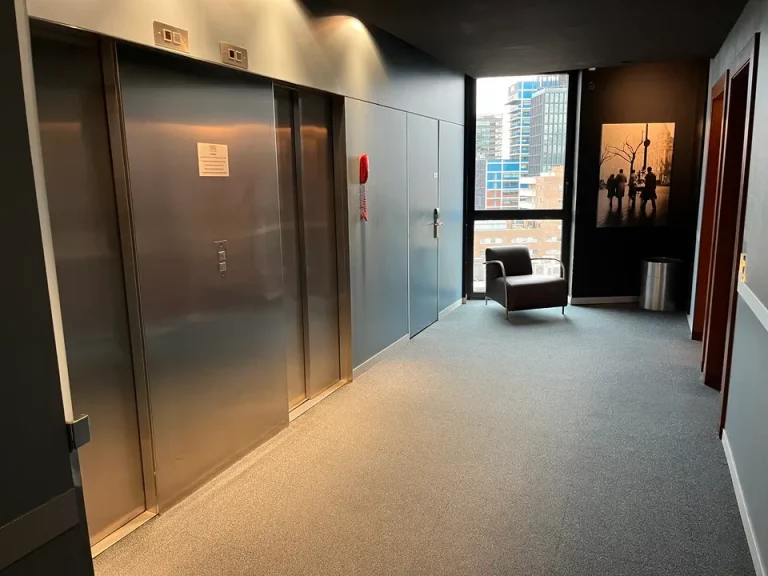 エレベーターホール客室階