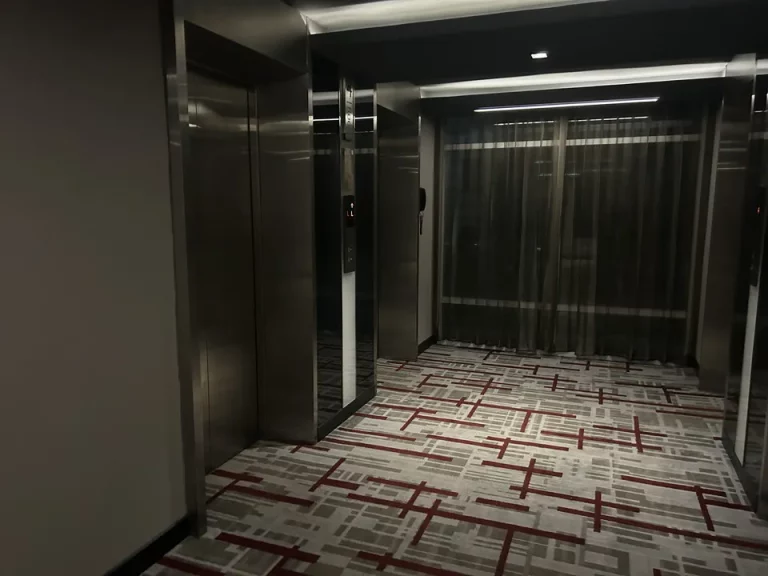 エレベーターホール客室階