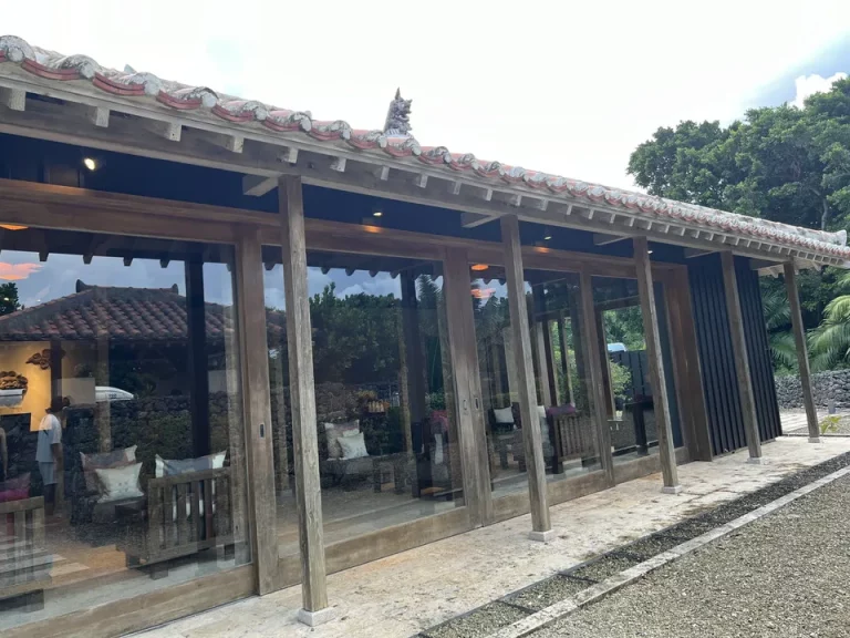 フロント外観(1)