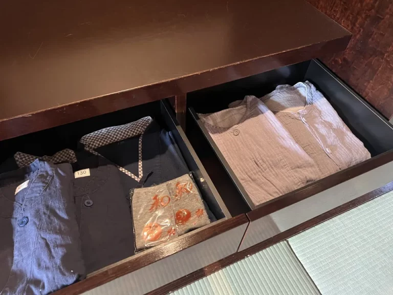 クローゼット中身