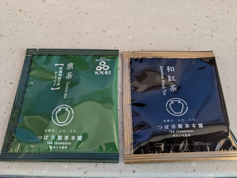 つぼ市製茶本舗の煎茶、和紅茶