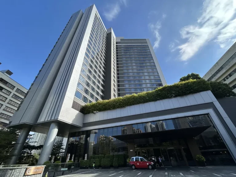 ホテルの外観(28階建)(1)