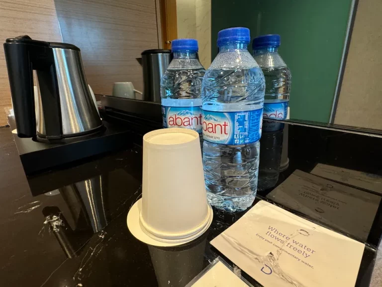 ミニバー・カフェコーナー