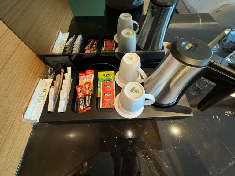 ミニバー・カフェコーナー(1)