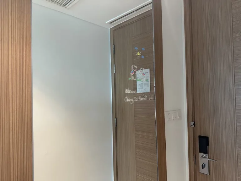 クローゼット(閉めた状態)