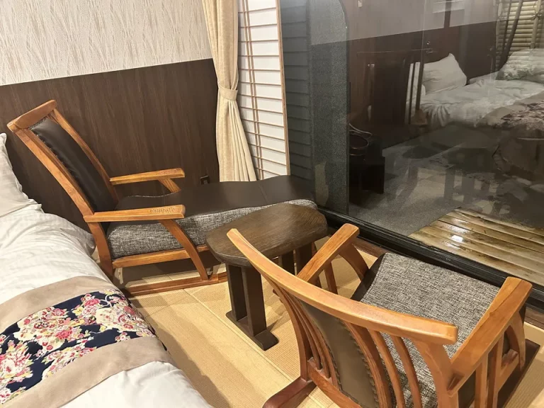 ソファ・デスク