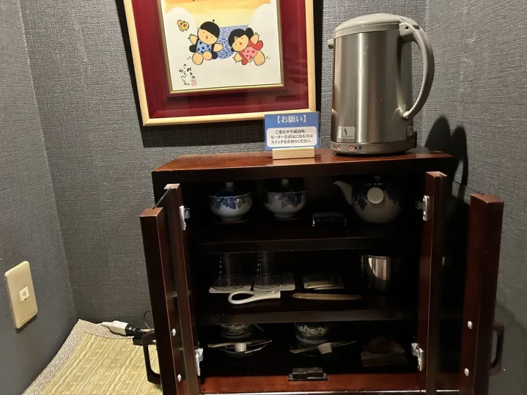 ミニバー・カフェコーナー