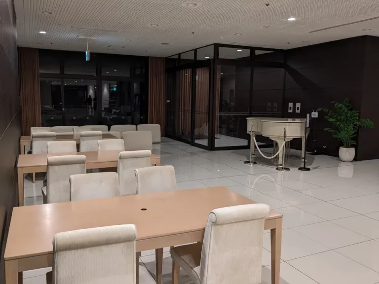 ロビー階予備のラウンジ席