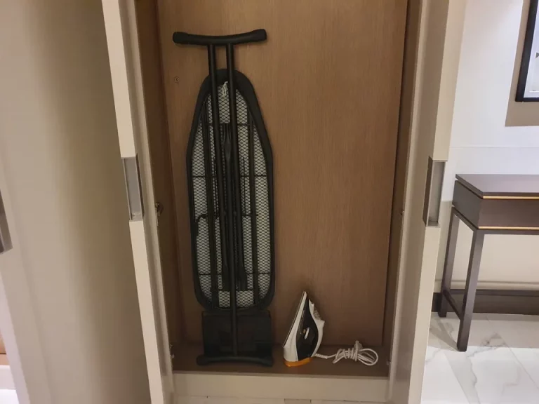 アイロン、アイロン台