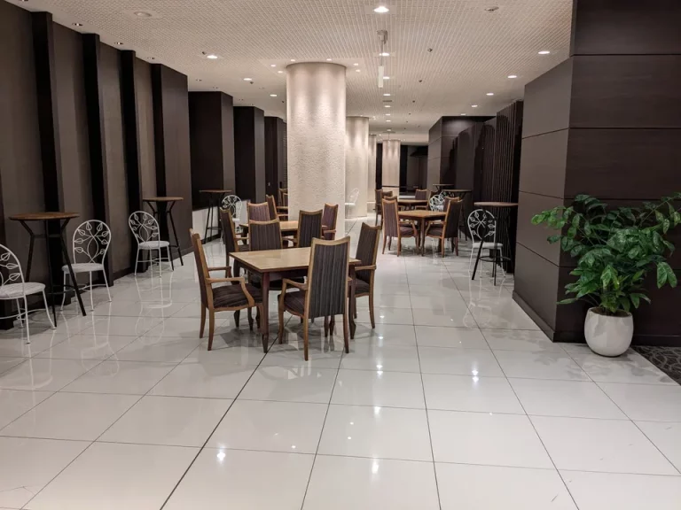 ロビー階予備のラウンジ席(1)