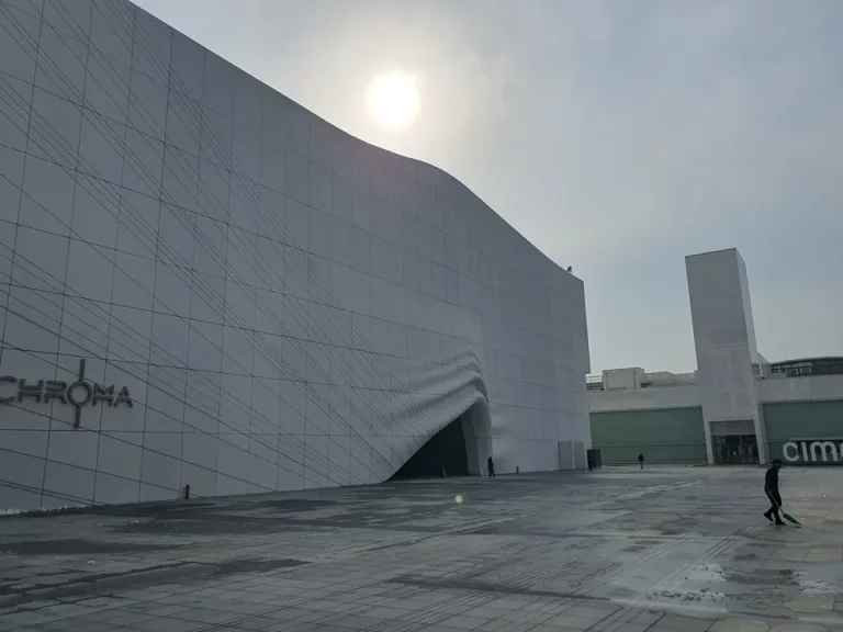 併設施設のcimerとCHROMA