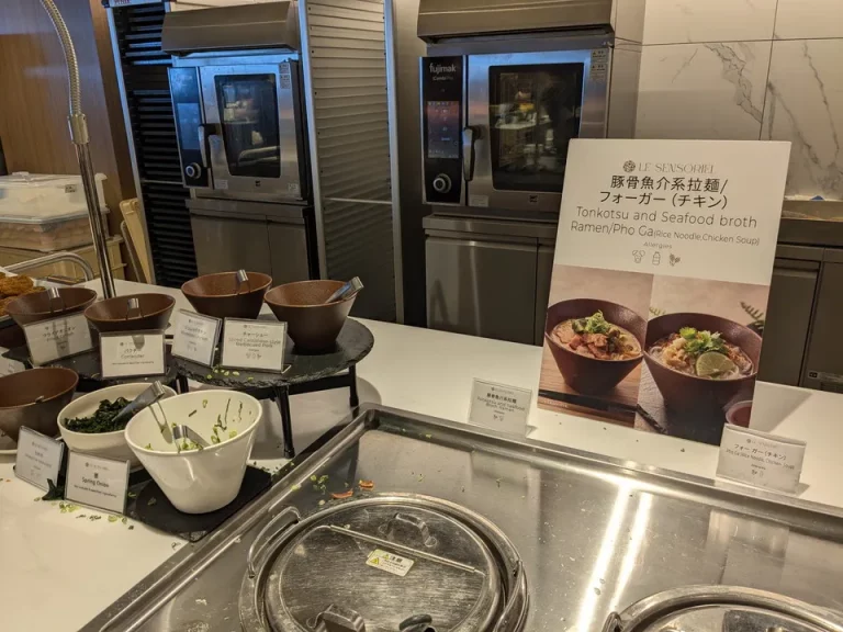 朝食麺コーナー