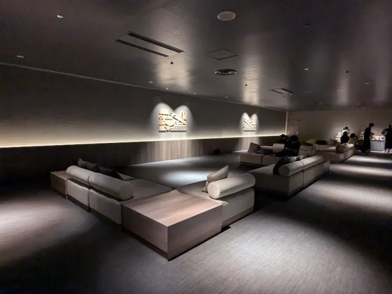 温泉ラウンジ休憩処