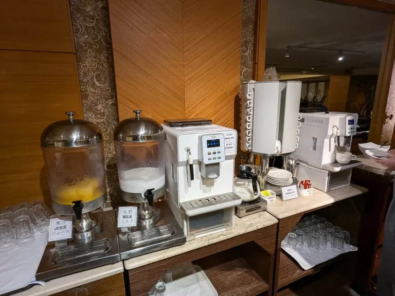 ドリンクコーナー