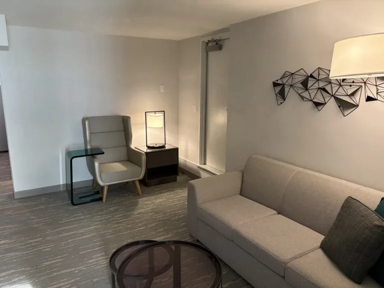 ベッドから客室