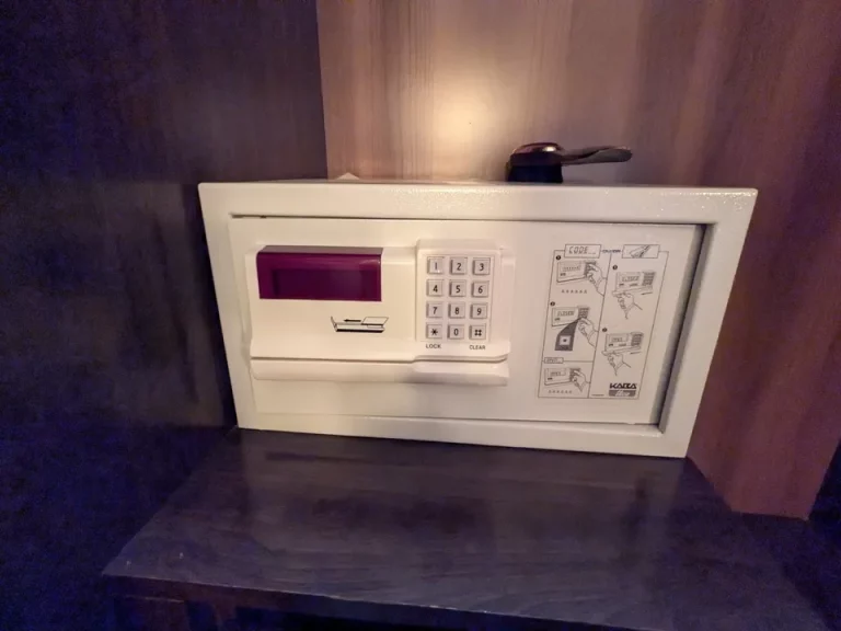 セーフティボックス閉じた状態