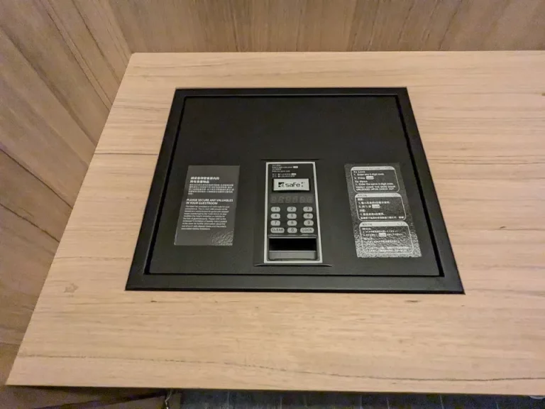 セーフティボックス閉じた状態