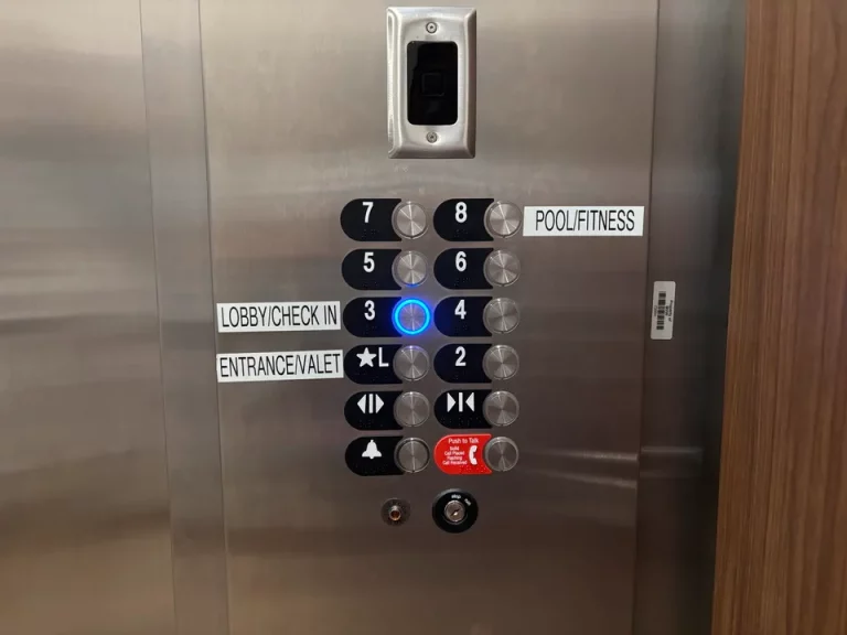 エレベーター・廊下_マリオット バケーション クラブ、ワイキキ(2)