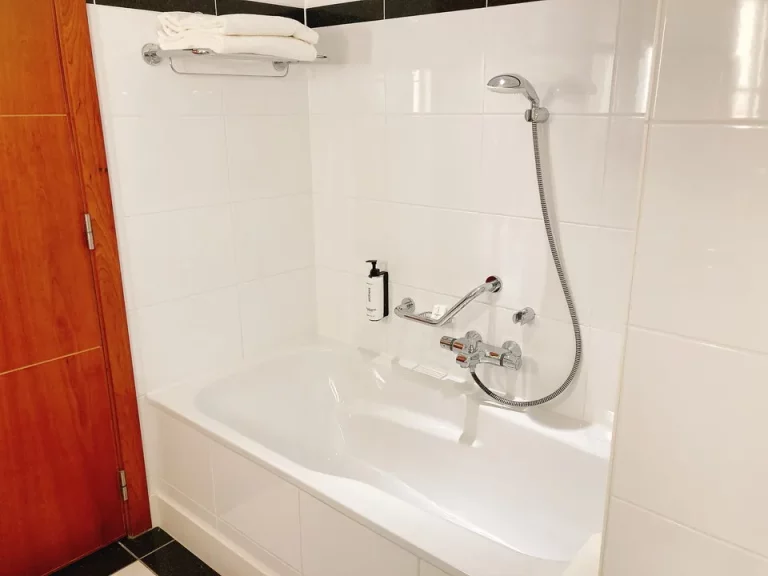 バスタブ別方向