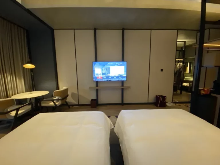 ベッド報告からTV