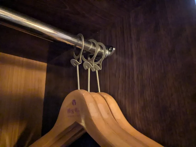 取り外しできないハンガーもあり