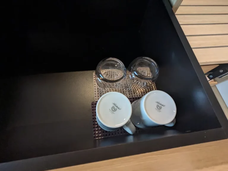 カップとグラス