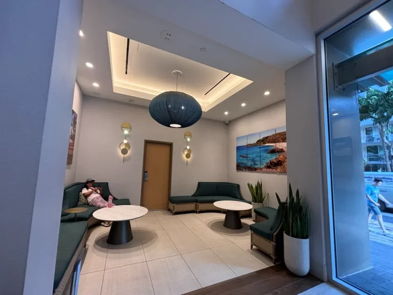 外観・フロント_ワイキキ マリア(10)