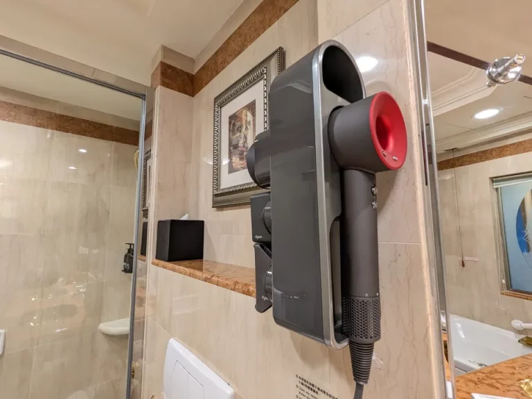 ダイソンのドライヤー