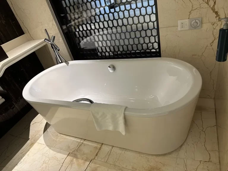 バスタブ