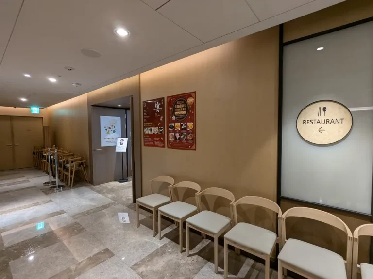 7階朝食レストラン外観