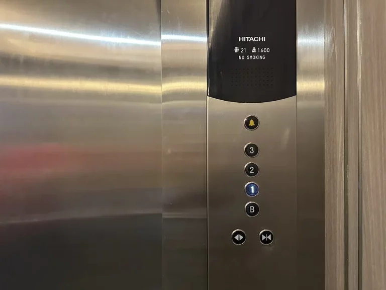 エレベーター階数ボタン