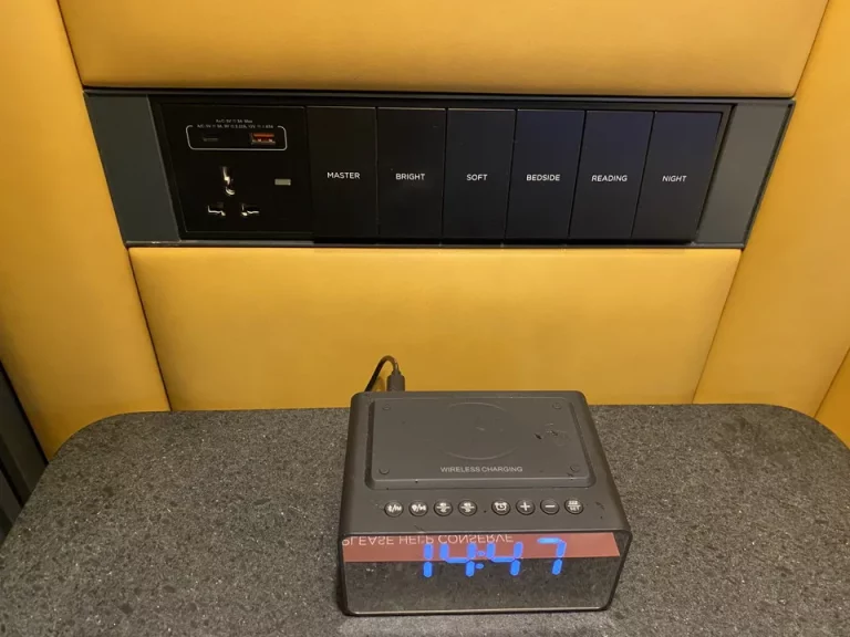 コンセント部分のアップ。