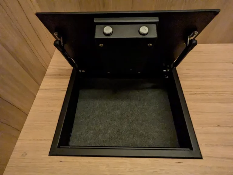 セーフテイボックス開けた状態