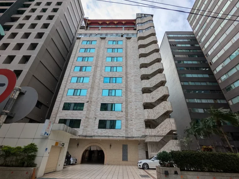 建物外観(裏手)