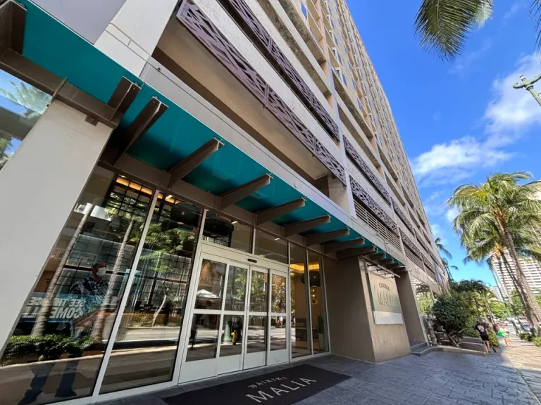 外観・フロント_ワイキキ マリア(2)