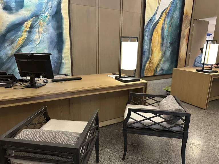 フロントカウンター