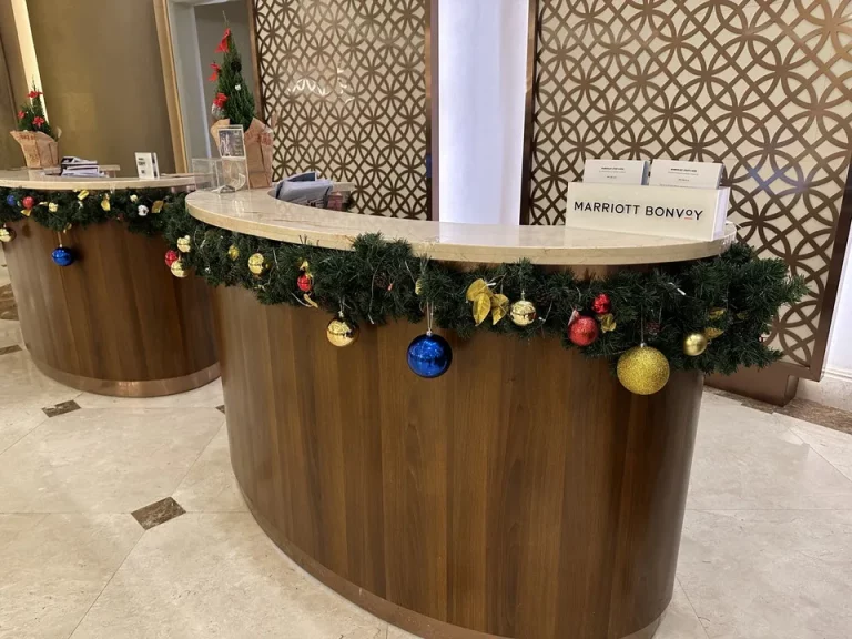 フロントカウンター