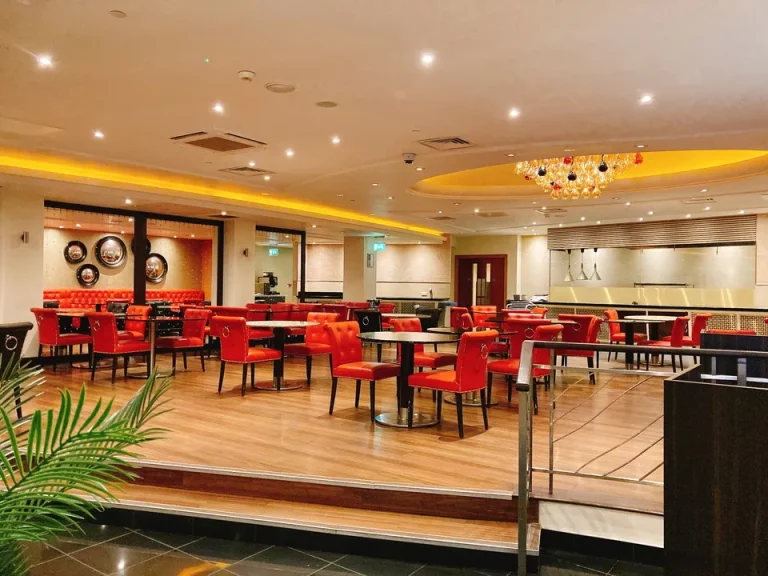 朝食会場のレストラン