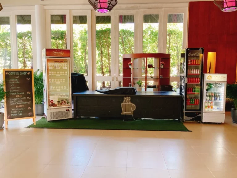 ロビー階売店2