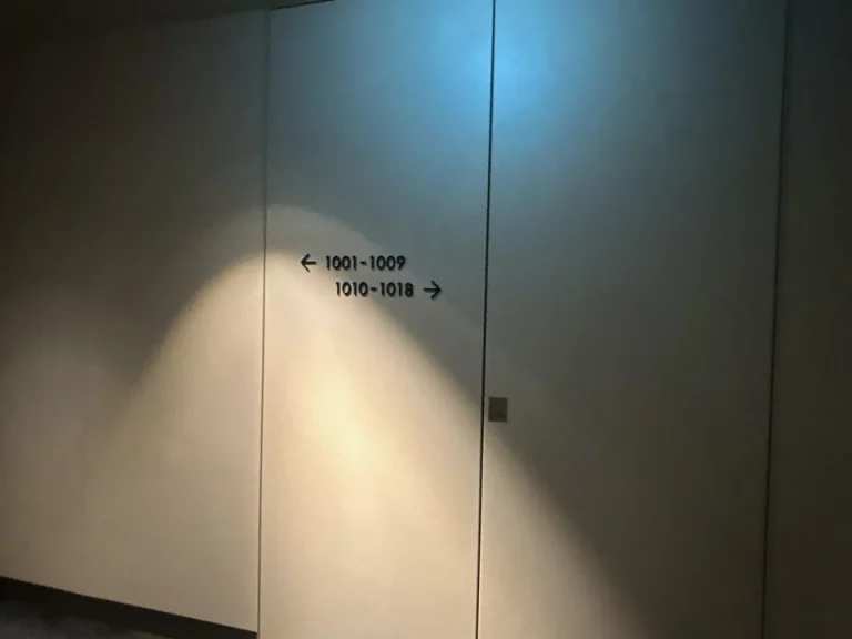 客室階廊下