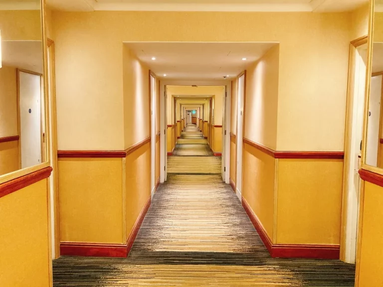 客室階廊下全体