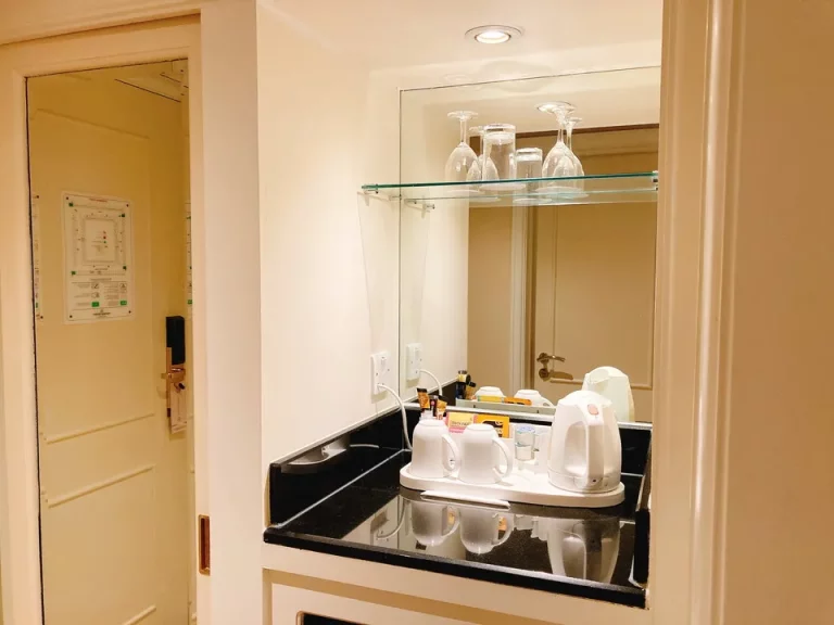 ミニバー・カフェコーナー