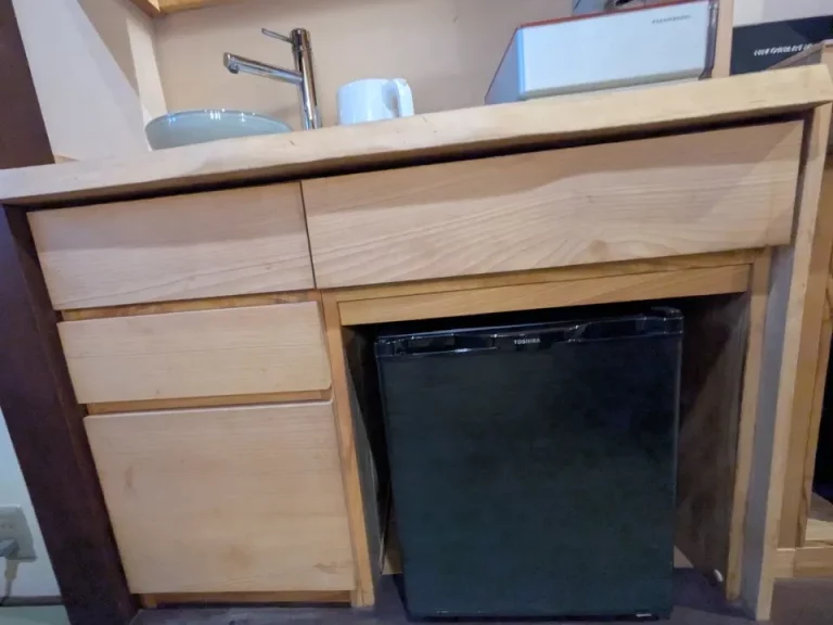 冷蔵庫(閉じた状態)