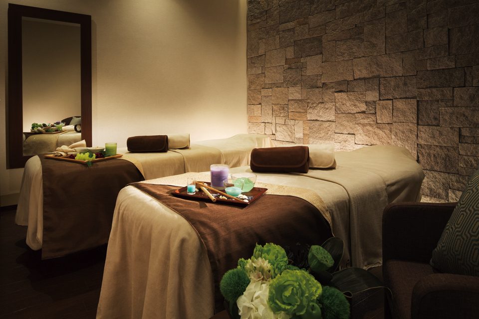 201209_Spa_TreatmentRoom copy