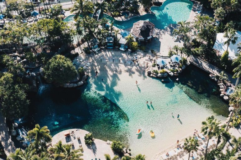 00ee5a90e2e6a10585e1e64dd4f86aff copy