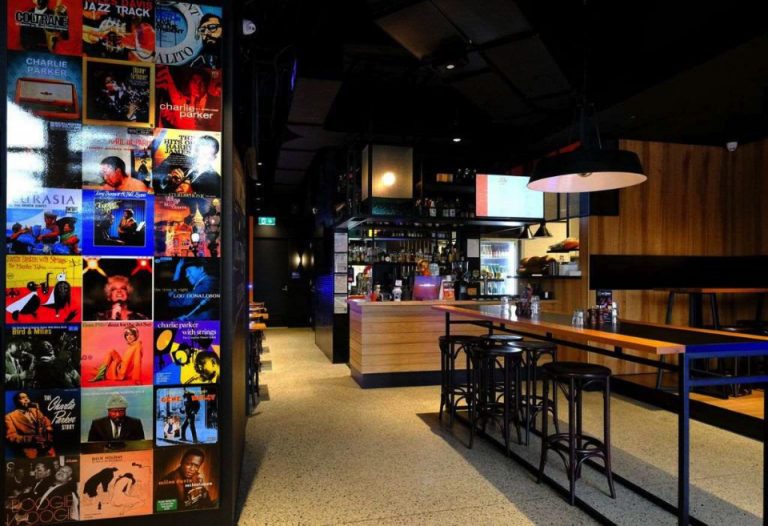 06fca60a86527be852d2e403b3bfddca copy