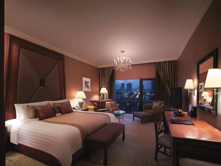 10696_17112715490059901972 copy