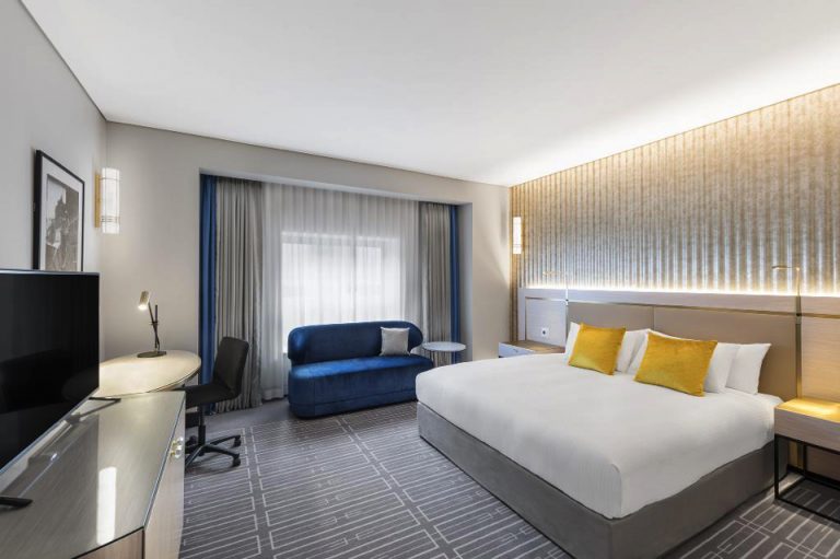 11893_16080213500045124373 copy