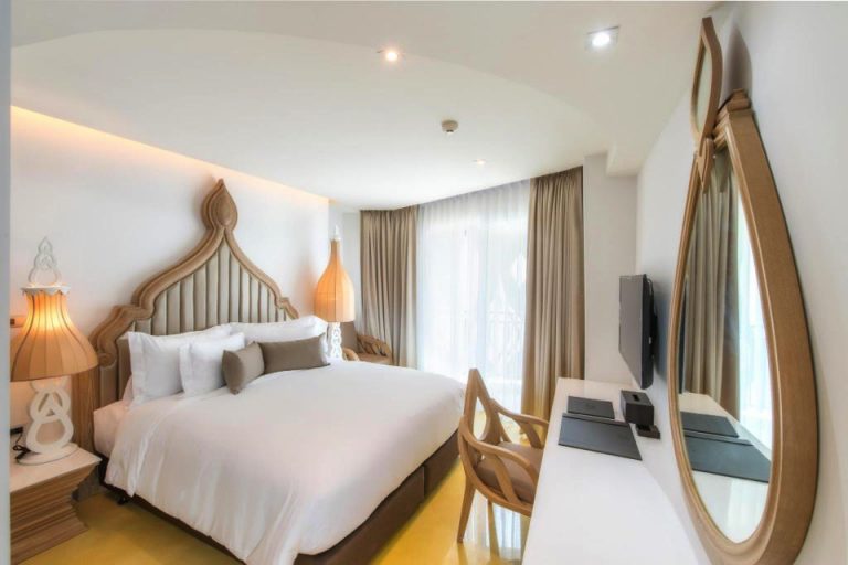 1848933_17031523090051572202 copy